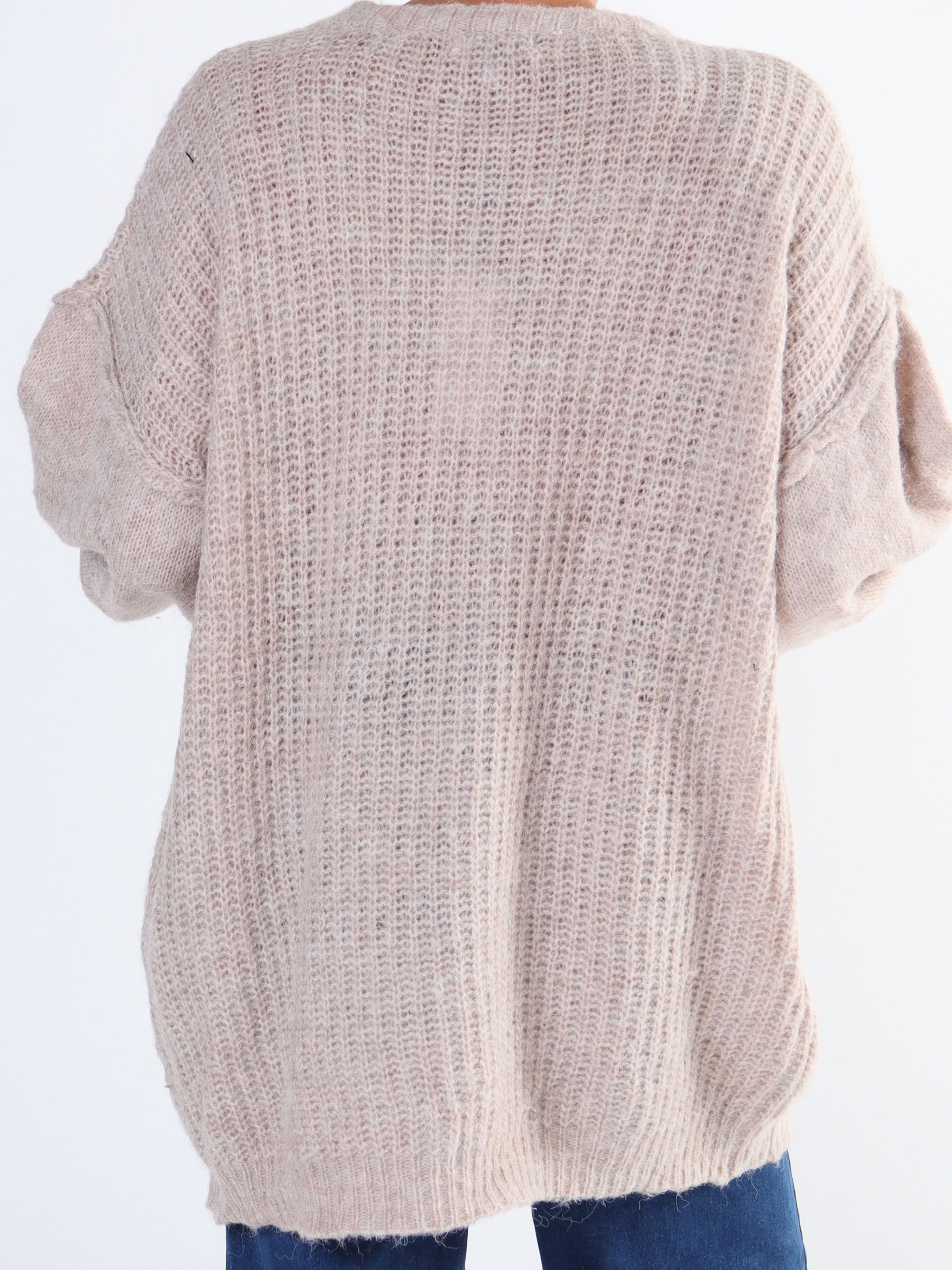 Leana - Lång mjuk plus size stickad blus med ballongärmar